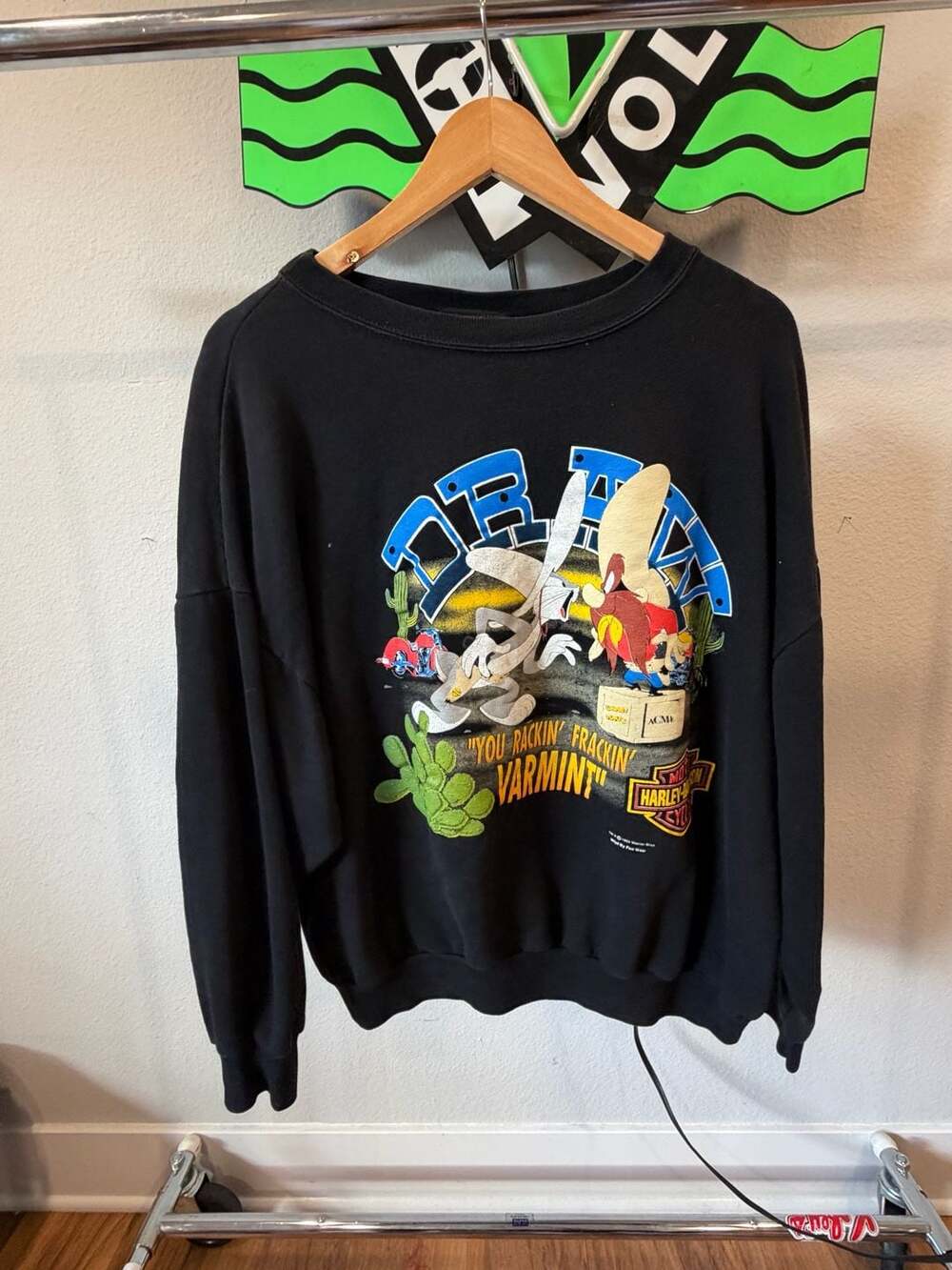 Vintage 1993 Harley-Davidson Looney Tunes 'Draw' Crewneck Sweatshirt